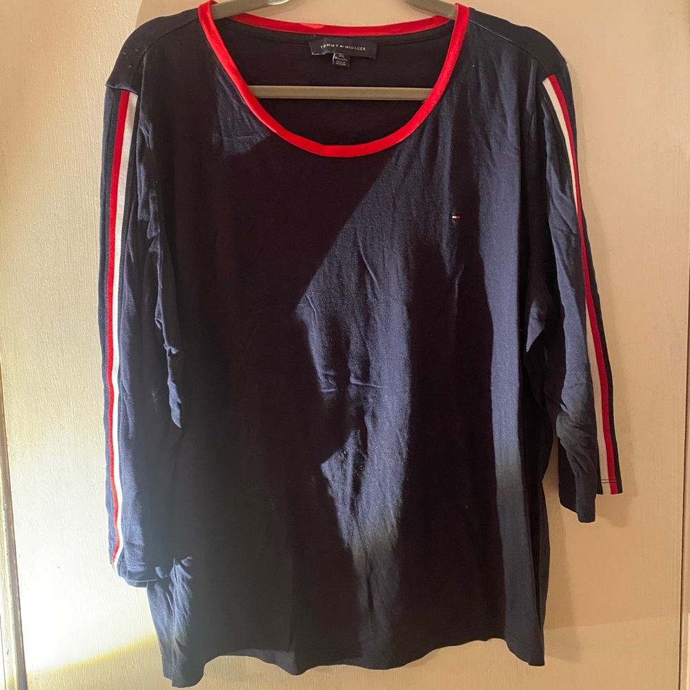 Tommy Hilfiger Black and Red Top Women’s XXL